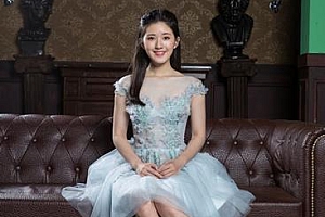 演员赵露思公主裙棚拍CR2原图48张